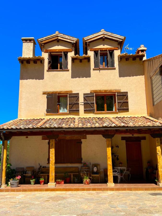 Hotel Rural La Huerta Montejo de la Vega de la Serrezuela エクステリア 写真